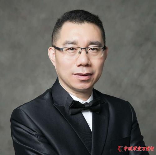 的成果通过书面形式发送给主办方;